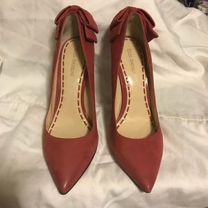 Enzo Angiolini suede pump